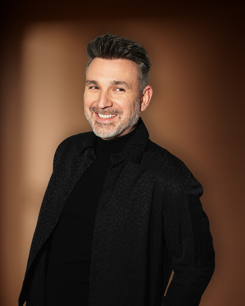 Mateusz Ziółko - Pianista, wokalista, kompozytor